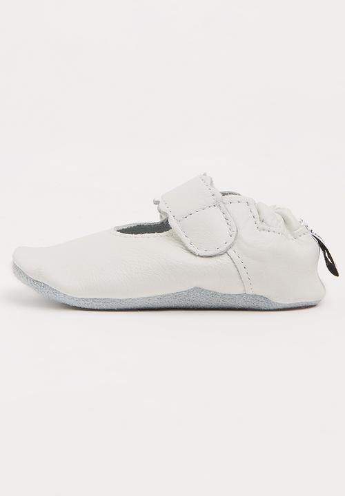 shooshoos - Pure White Pump White