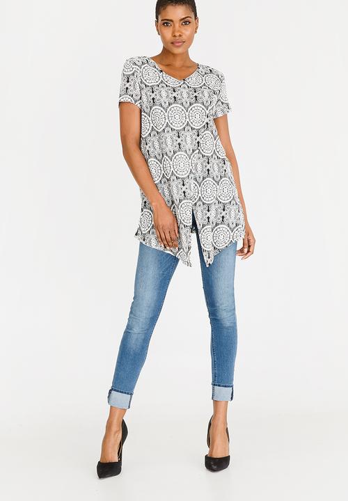 Revenge - Kaleidoscope Wrap Over Top Black