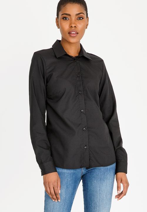 edit - Classic button down shirt - black 