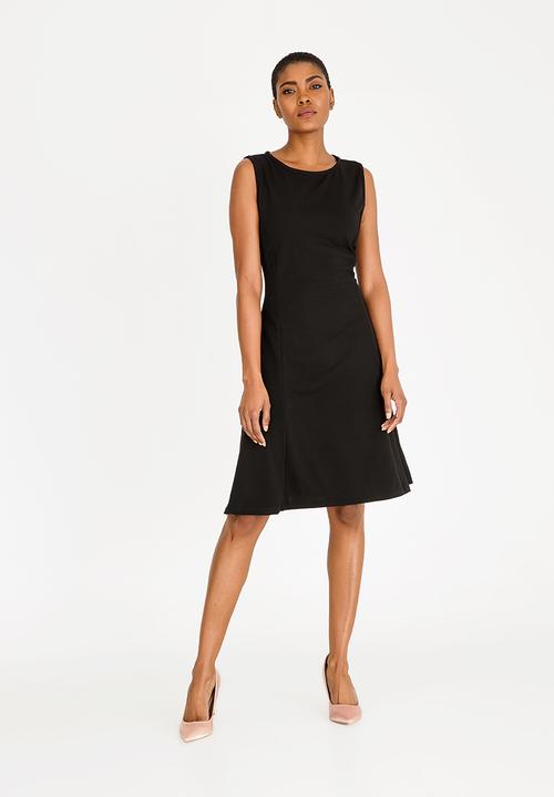 edit - Fit and flare midi dress - black