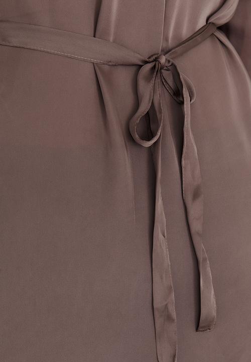 edit Plus - Satin like belted tunic - brown