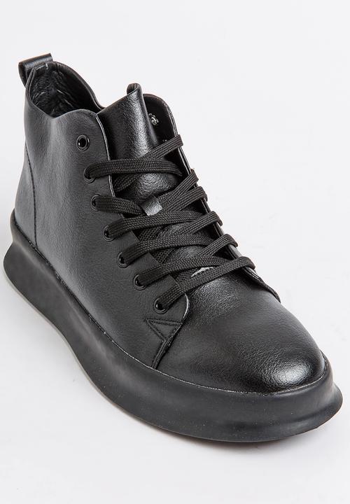 STYLE REPUBLIC - Hi Top PU Sneakers Black