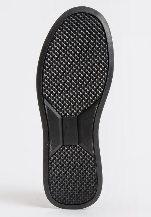 STYLE REPUBLIC - Hi Top PU Sneakers Black