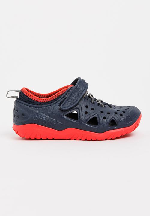 crocs swiftwater play