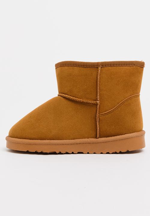 Pop Candy - Girls Faux Suede Boot 