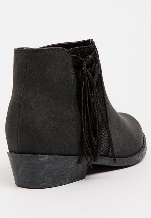 Awol - Girls Fringe Boot Black