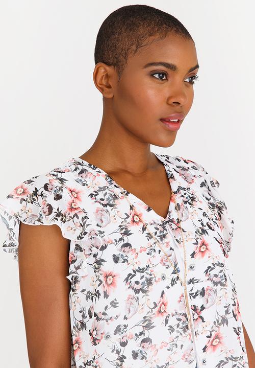 edit - Sleeveless Blouse White
