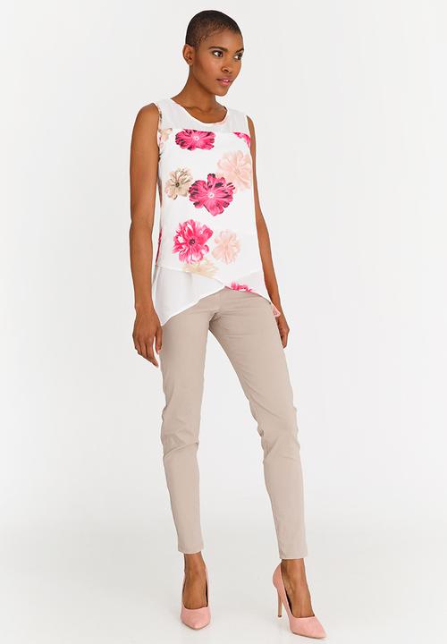 edit - Sleeveless Blouse Floral