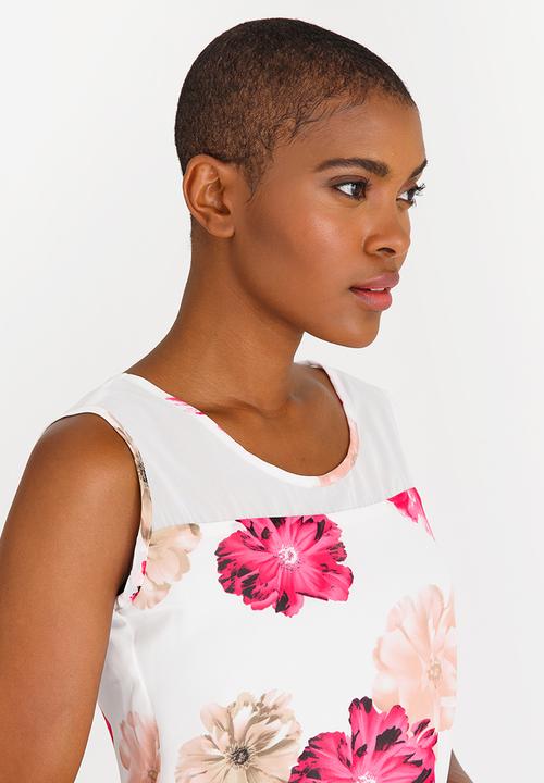 edit - Sleeveless Blouse Floral
