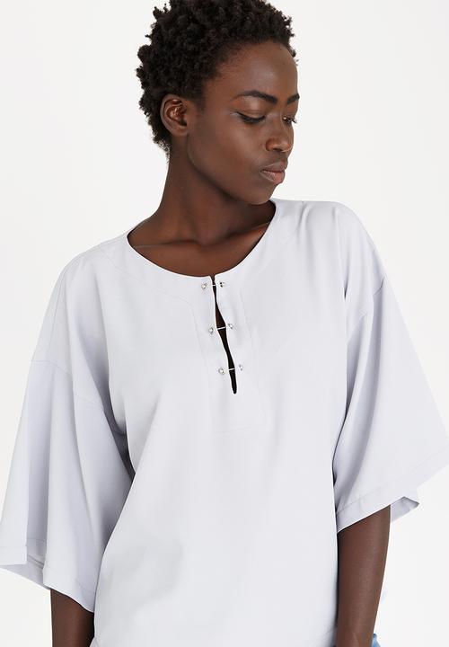 STYLE REPUBLIC - Neckline Detail Blouse Pale Grey