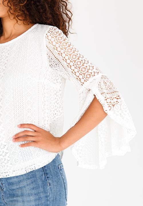 Revenge - 3/4 Sleeve Knitted Top Cream