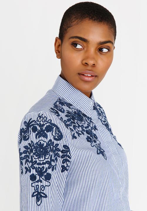 STYLE REPUBLIC - Embroidered Shirt Blue and White
