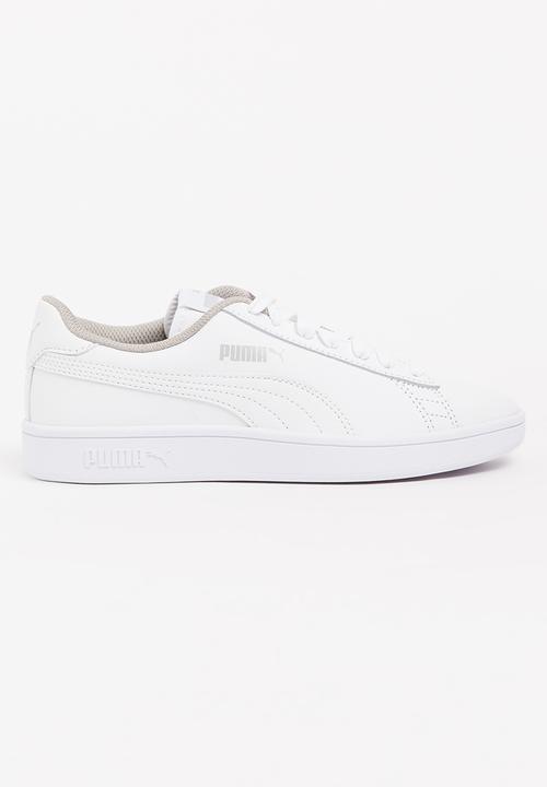 puma shoes sneakers white