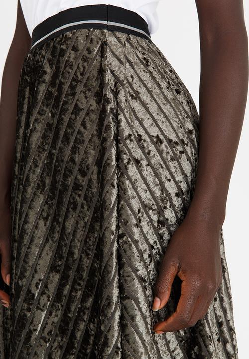 STYLE REPUBLIC - Striped Velour Skirt Khaki Green