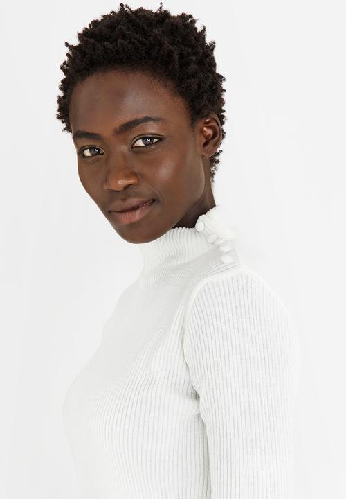 edit - Turtle Neck Top with 3/4 Sleeve Off White