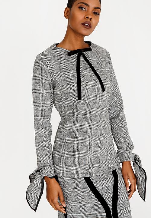 DAVID by David Tlale - Sandy Neck Tie Blouse Black and White