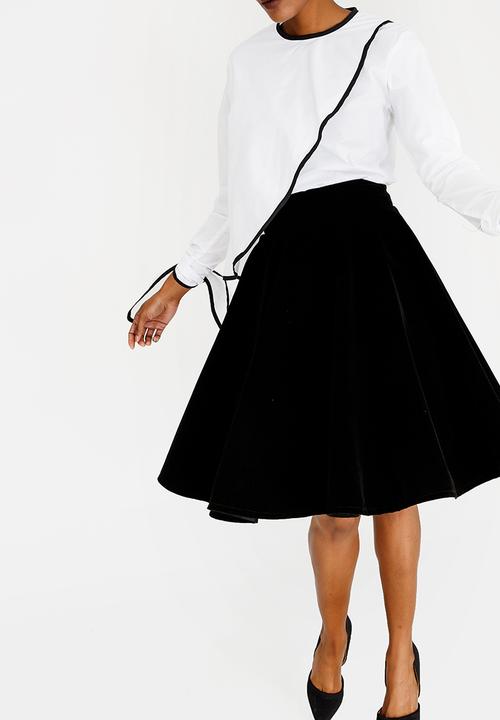 DAVID by David Tlale - Velvet Full Flare Skirt Black