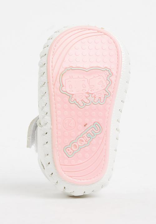 Pop Candy - Velcro Strap Pump Cream