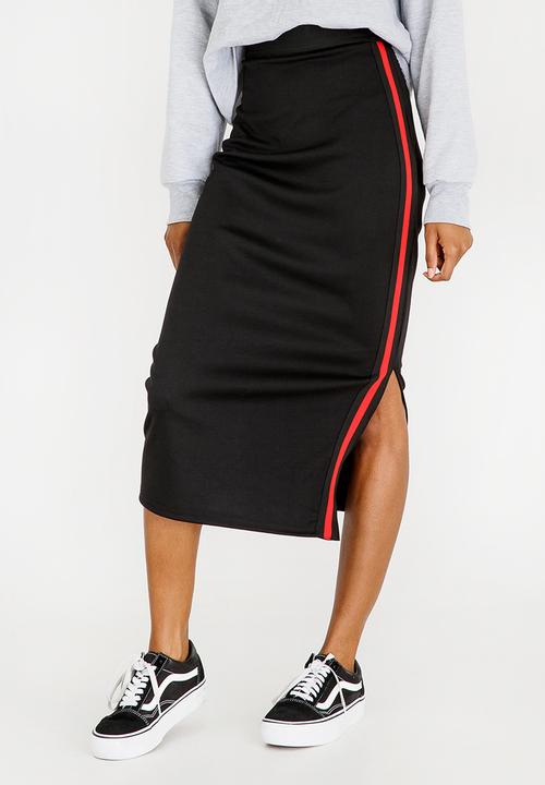 STYLE REPUBLIC - Athleisure Midi Skirt Black