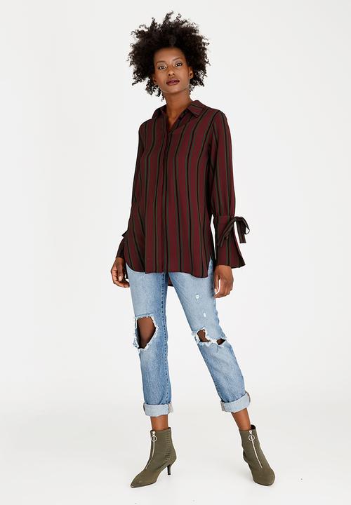 STYLE REPUBLIC - Tie Sleeve Shirt Burgundy