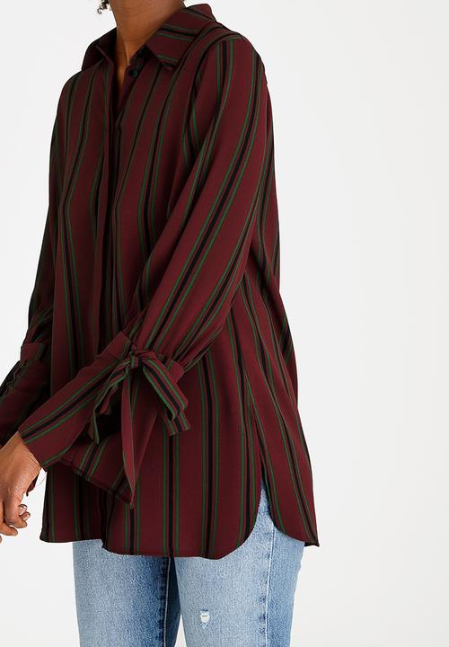 STYLE REPUBLIC - Tie Sleeve Shirt Burgundy