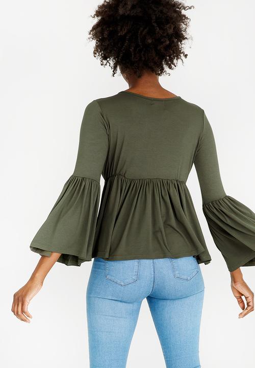 c(inch) - Volume Peplum Top Dark Green