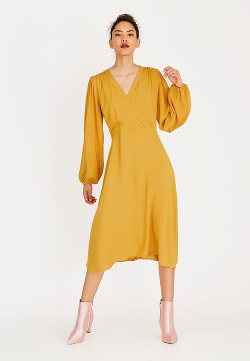 STYLE REPUBLIC - Volume Sleeve Mock Wrap Dress Yellow