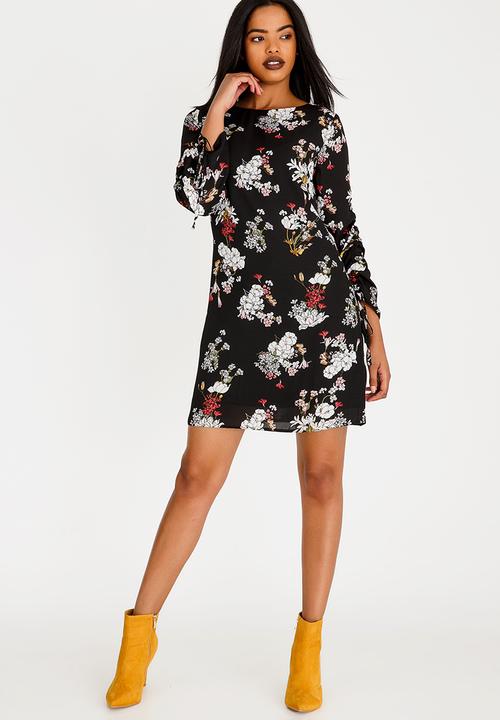 Revenge - Floral Tunic Black