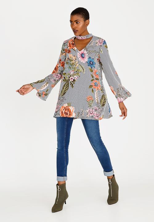 Revenge - Keyhole Printed Top Multi-colour