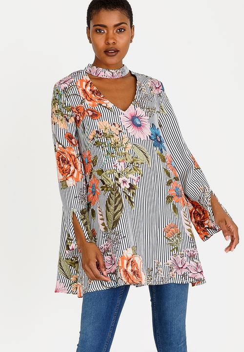 Revenge - Keyhole Printed Top Multi-colour