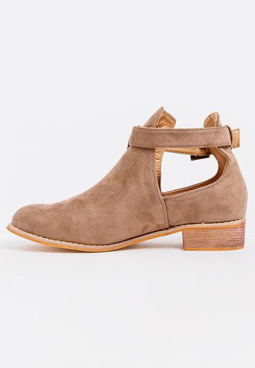 Jada - Buckle Detail Booties Taupe