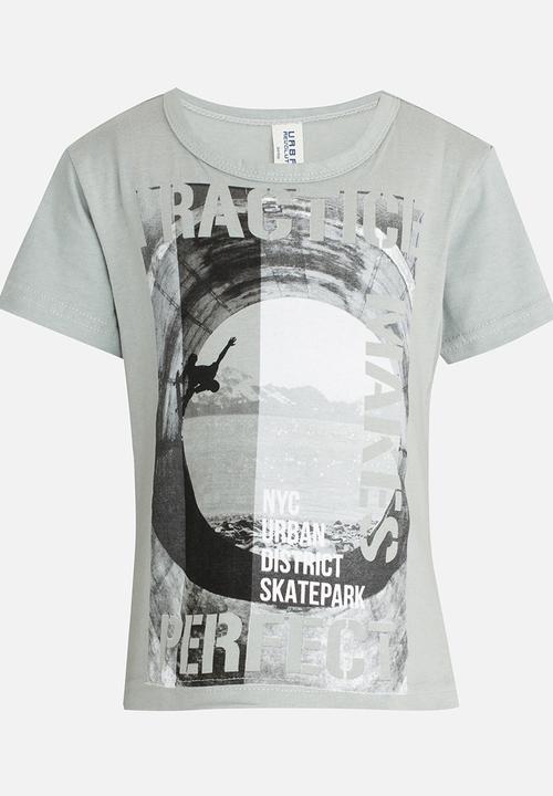 Twin Clothing - Short Sleeve Printed T-shirt Grey