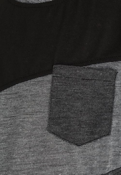 Twin Clothing - Short Sleeve Colour Block T-shirt Black