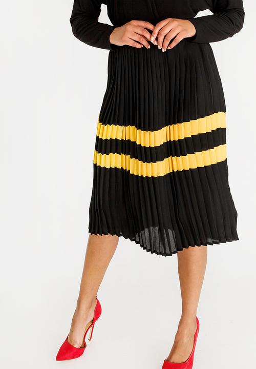 STYLE REPUBLIC - Pleated Midi Skirt Black