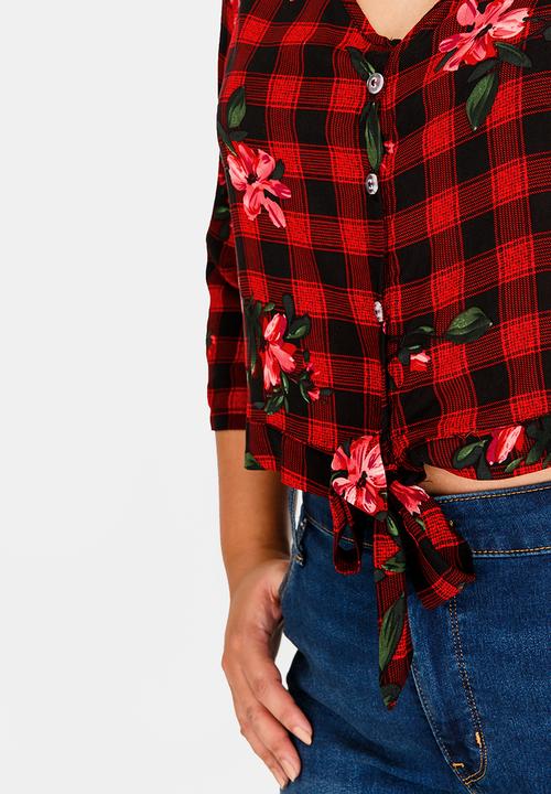STYLE REPUBLIC PLUS - Front Tie Top Red