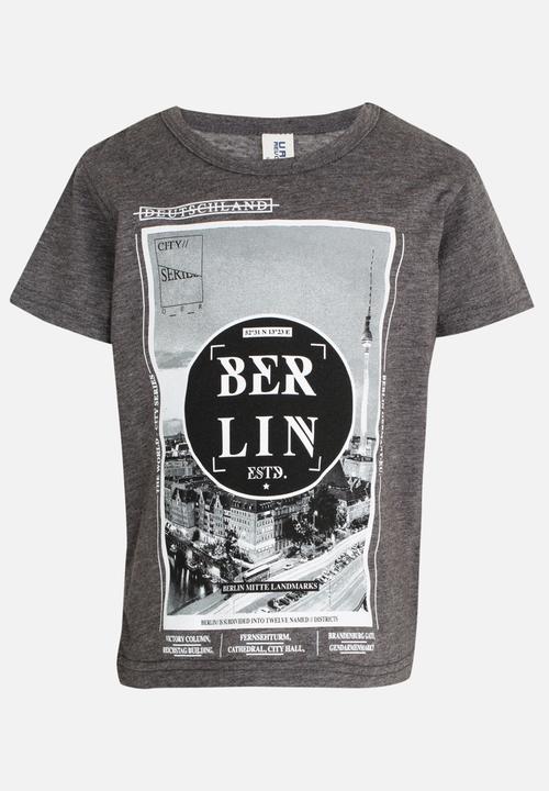Twin Clothing - Short Sleeve Berlin Printed T-shirt Charcoal