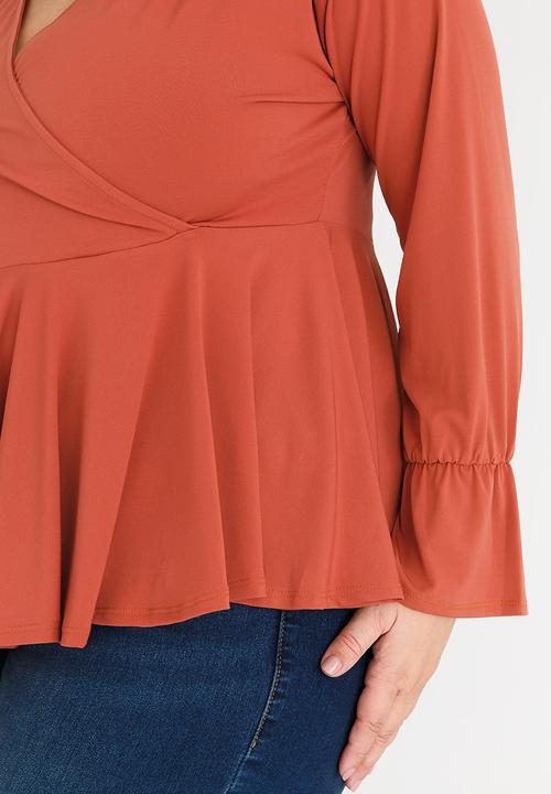 edit Plus - Peplum Mock Wrap Top Rust