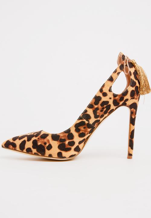 STYLE REPUBLIC - Leopard Courts with Tassel Detail Multi-colour