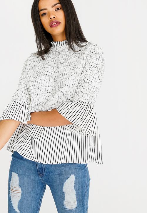 STYLE REPUBLIC - Lace Detail Babydoll Top Black and White
