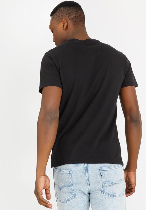 Levi’s® - Born To Be Free Tee Black
