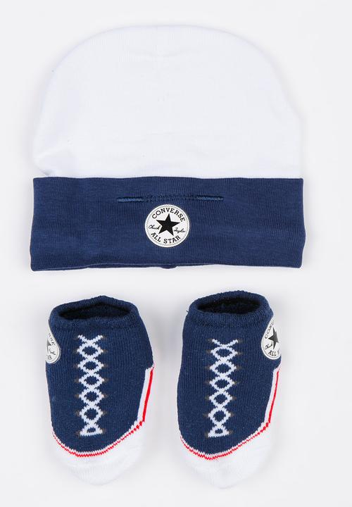 converse hat and bootie set