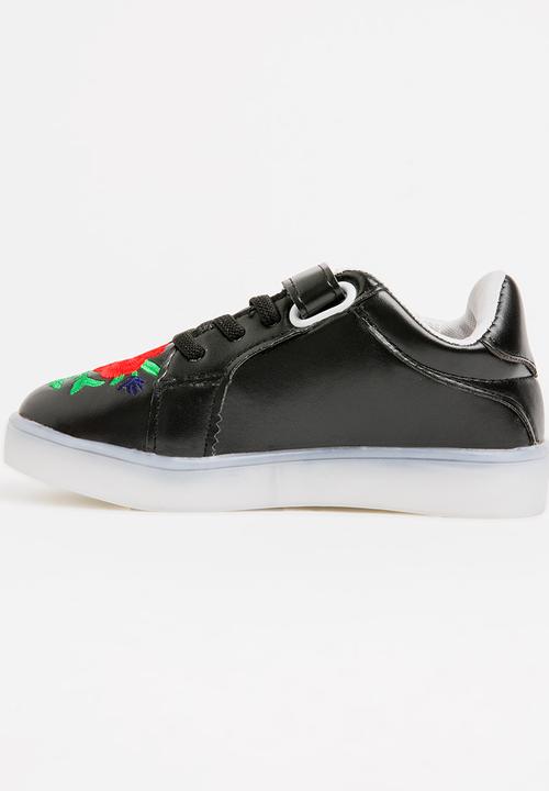 Pop Candy - Light Up Flower Embroidered Sneaker Black