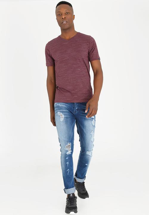 Tokyo Laundry - Delmarva V Neck Tee Burgundy