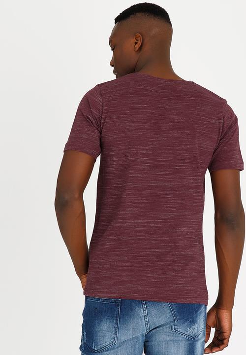 Tokyo Laundry - Delmarva V Neck Tee Burgundy