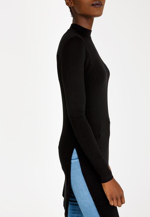 c(inch) - Longer Length Turtleneck Top Black
