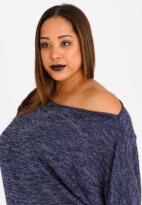 STYLE REPUBLIC PLUS - Off the Shoulder Top Navy