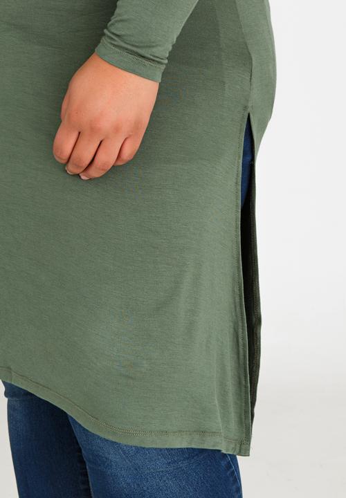 STYLE REPUBLIC PLUS - Side Slit Tshirt Khaki Green