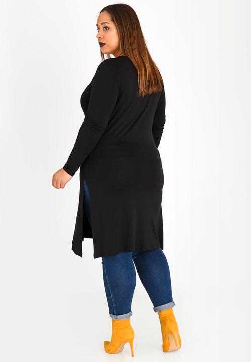 STYLE REPUBLIC PLUS - Side Slit Tshirt Black