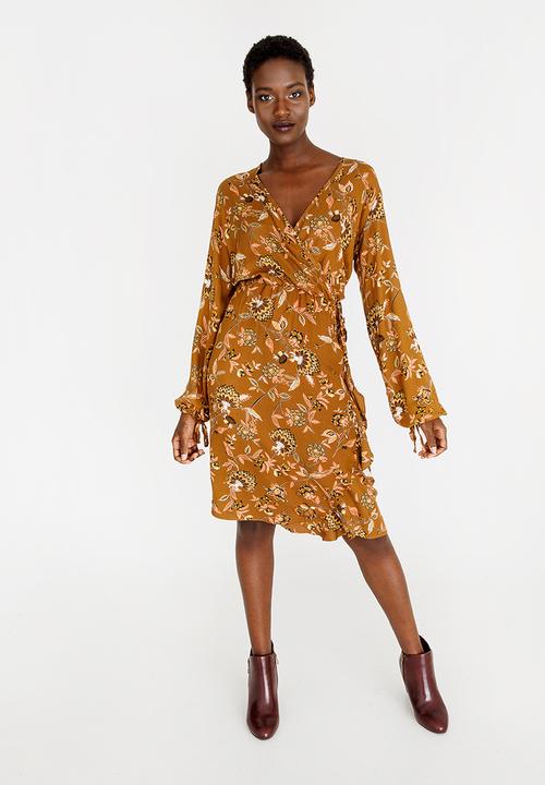 edit - Longsleeve Cross Over Dress Rust