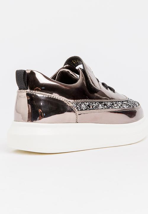 Pop Candy - Girls Metallic Sneaker Grey